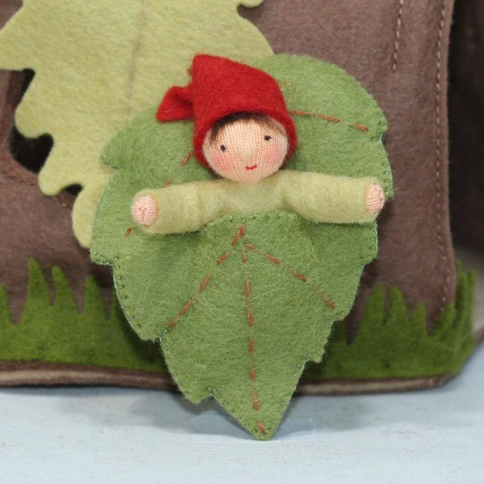 Sale Forest Gnome Family (3.5) with Oak Tree Stump House | Light Skin Tone | Set of 7 Dolls
