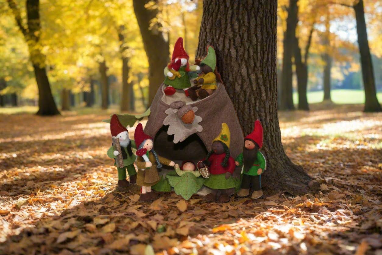 Sale Forest Gnome Family (3.5) with Oak Tree Stump House | Fair Skin Tone | Set of 7 Dolls