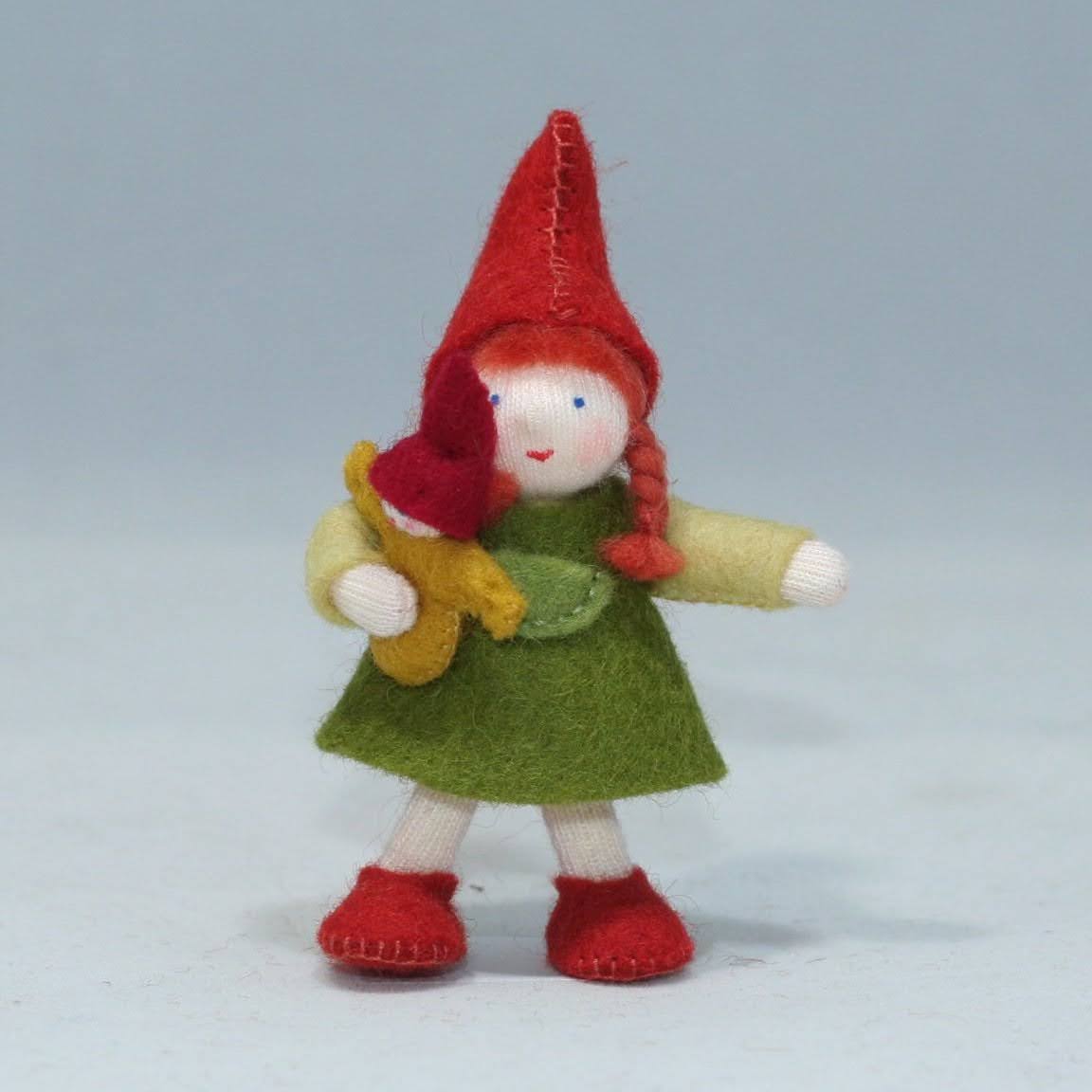 Sale Forest Gnome Family (3.5) with Oak Tree Stump House | Fair Skin Tone | Set of 7 Dolls