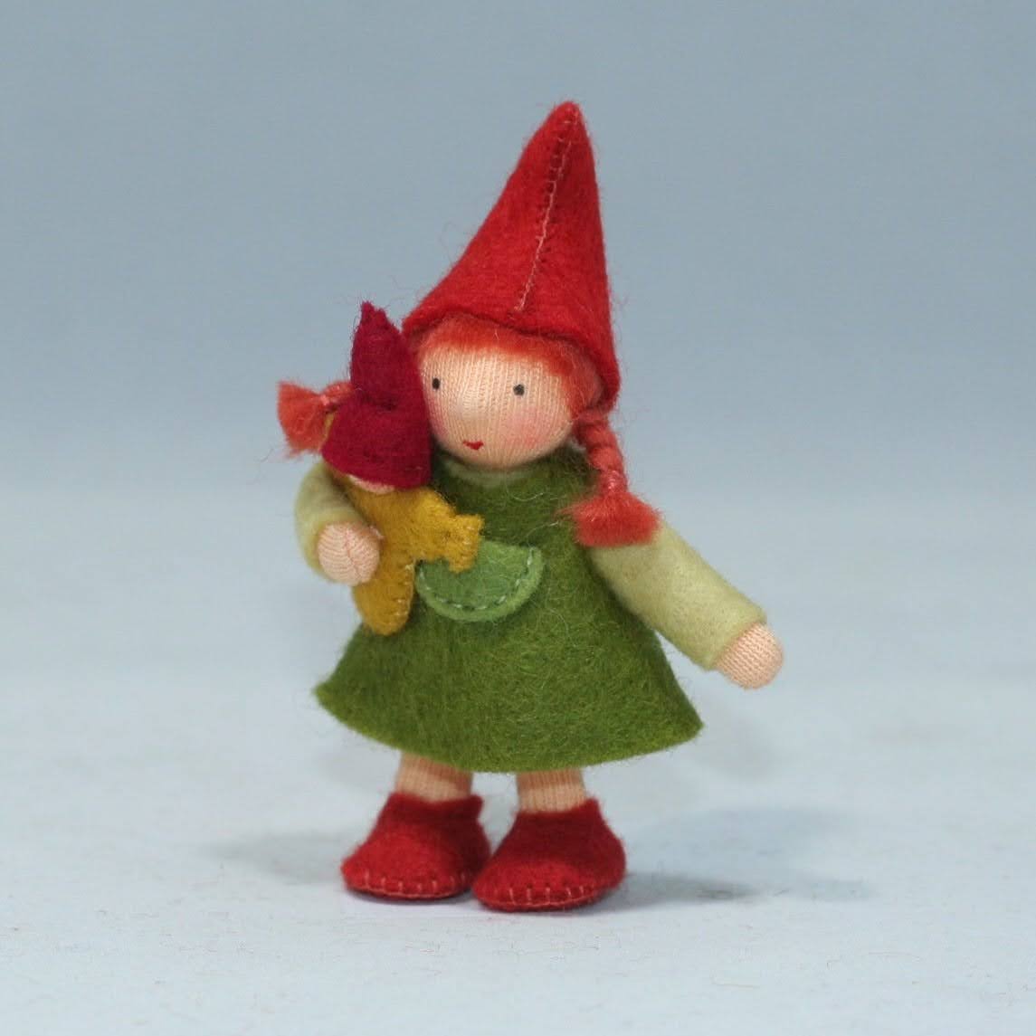 Sale Forest Gnome Family (3.5) with Oak Tree Stump House | Light Skin Tone | Set of 7 Dolls