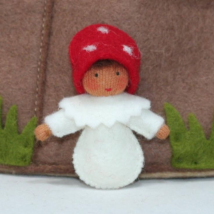Sale Red Mushroom Family (3.5)  | Medium Skin Tone | Set of 5 Dolls